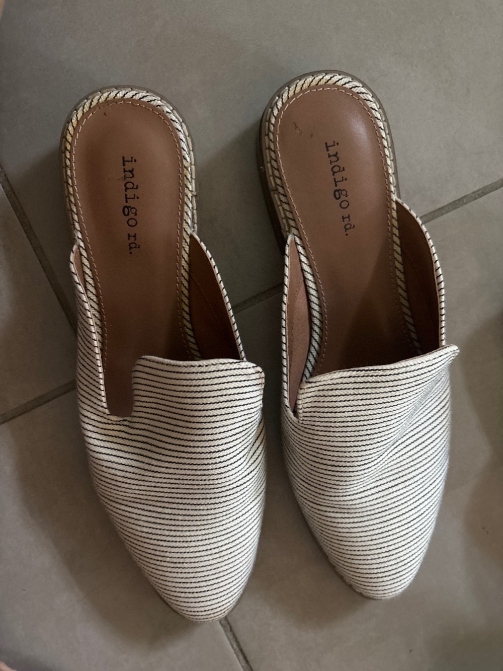 Striped flats